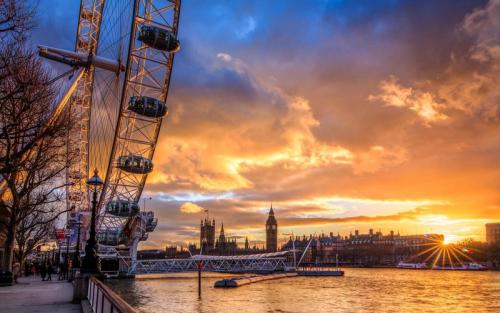 翻譯人員的基本工作要求是什么？